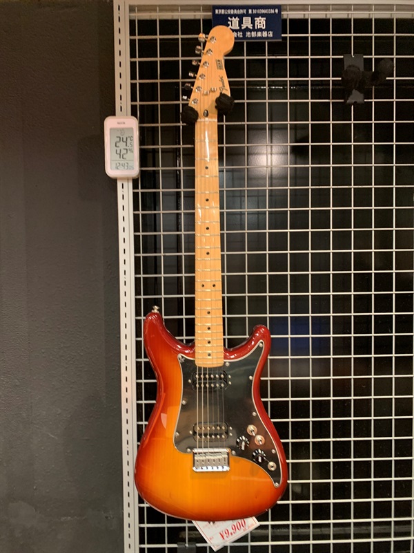 Fender MEX Player Lead III MN SSBの画像